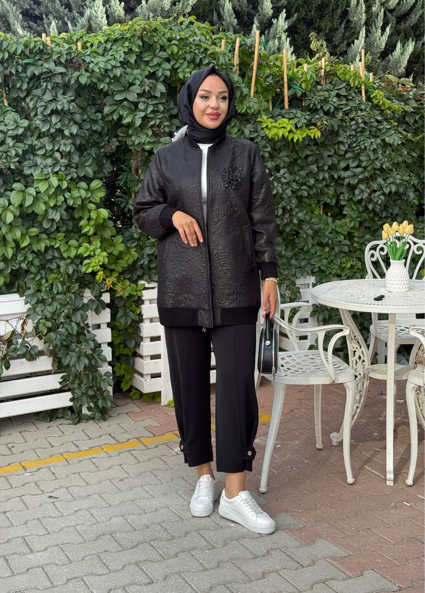 NUSS KAPİTONE TAŞ DETAYLI CEKET