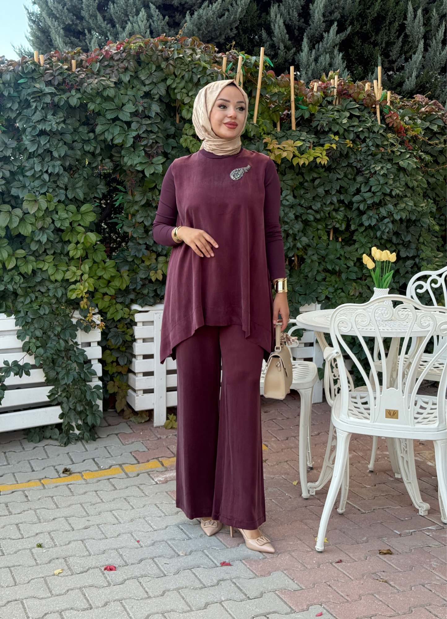 KOLLARI TRİKO DETAYLI TAKIM 